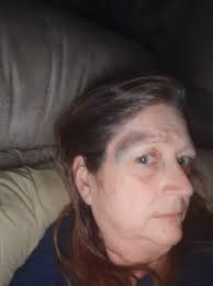 Anyone else hate Almanzo, and think Laura could of did a whole lot better  than him. The show makes him look bad