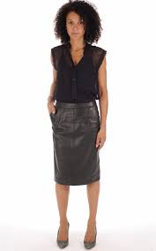 La taille élastiquée est délicatement doublée de soie. ØªØ­Ù‚ÙŠÙ‚ Ø£Ù‚ØµÙ‰ Ù‚Ø¯Ø± Ø·ÙˆÙŠÙ„ Ø§ØºÙ„Ù‚ Jupe En Cuir Crayon World Travel Pictures Com