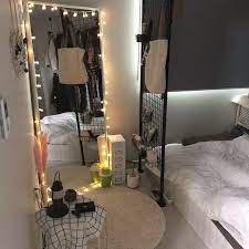 70 Simple Holiday Decorating Ideas With Lights 2 Lifestylesinspiration Com Pinterest Room Decor Room Inspiration Bedroom Cozy Room