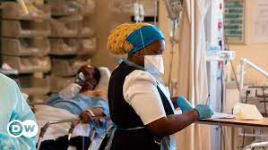 South africa's acting health minister said the delta coronavirus variant is dominant in the country, fueling a third wave of infections that may prompt the government to tighten lockdown restrictions further. Covid 19 South Africa Zimbabwe Rush To Contain Potential Surge Africa Dw 05 04 2021