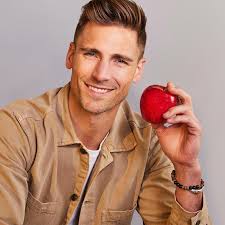 Let's welcome our new members! Di Yya, Allean Whitaker, Mary Schmidt, Kate  Nichols Henry, Kirsten Bain, Judy Harrison, Leslie Hamilton, Jan  Schwarzkopf, Eda Spencer, Carey Sampson-Jorgensen, Chery Corbin Rau, Anita  Roberts Deshotel,