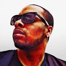 Stream Scared of Love by Kaii Dreams