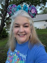 Going to Magic kingdom tomorrow. Is this allowed in? 🤪🙏🏼✨