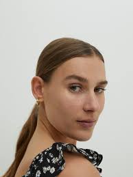 Dámské tílko s výstřihem na zádech » online na ABOUT YOU