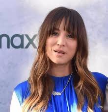 What is the reason for 3-4 eggs in one bee hive cell?