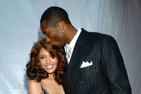 Kobe bryant, his daughter gianna and other passengers. Kobe Bryant Dieses Filmkleid Schenkte Er Seiner Frau Vanessa Als Liebesbeweis Gala De