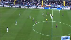 9 تمريرات في 9 ثواني برشلونة ملقا فوتبول