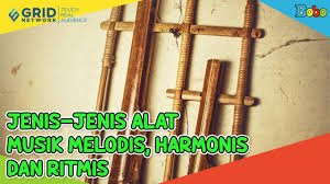 Berdasarkan fungsinya alat musik terdiri dari alat musik ritmis, alat musik melodis dan alat musik harmonis. Jenis Jenis Alat Musik Melodis Harmonis Dan Ritmis Youtube