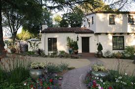 Random Stuff Below Window And Urns Sacred Space Garden Design Landscape Design Front Yard Landscaping Design Xeriscape Front Yard