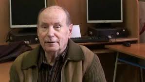 ZOMREL JURAJ PRECECHTEL Vo veku 84 rokov zomrel, v nedeľu 8.10.2017,  PaedDr. Juraj Precechtel, ktorý pôsobil v ŠBK Junior Levice takmer od jeho  založenia. Pracoval ako organizačno-hospodársky pracovník resp. tajomník  klubu a