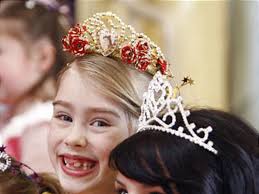 Beauty contestants organize princess party for Make-A-Wish