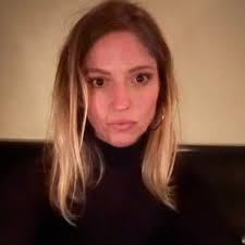 Laura Paley's Instagram, Twitter & Facebook