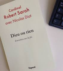 », c'est un livre très intéressant, édifiant et si le cardinal sarah s'adresse à notre mémoire, à notre intelligence et à notre volonté, son souhait est. Paix Liturgique France