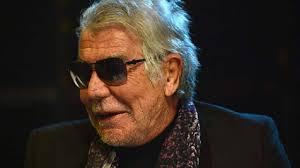 Scompare bimbo di 2 anni, ricerche in corso nel fiorentino. Roberto Cavalli Grave Lutto Per Lo Stilista Fiorentino