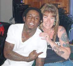 Lil wayne got 9 stars tattooed to the left side of his face. This Is The Woman Responsible For 300 Of Lil Wayne S Tattoos The Fader