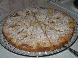 Übersetzung des liedes „american pie (don mclean (donald mclean iii)) von englisch nach deutsch. Amerikanischer Apfel Pie Kuchen