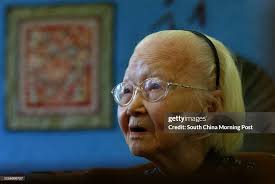 Yeung Tsui-ping, 102-year-old, at Kwai Shing East Rhenish Care and... News  Photo