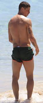 Posted by kodok at 8:48 am. Fernando Torres Shows Off His Growing Tattoo Collection On Ibiza Beach Break With Wife Olalla Daily Mail Online