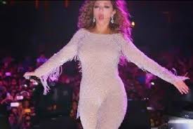 شاهد فيديو ميريام فارس تحيى حفل دريم بارك بملابس خليعة مصر نت Long Sleeve Dress Dresses With Sleeves Fashion