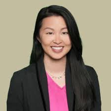 Elizabeth Prudente's Instagram, Twitter & Facebook