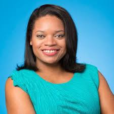 Elissa Wilson's Instagram, Twitter & Facebook