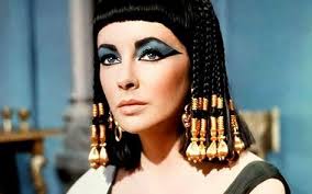 Cleopatra Kostum Selber Machen Diy Ideen Maskerix De Elizabeth Taylor Cleopatra Cleopatra Kostum Elizabeth Taylor