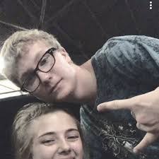 Johnny Keller's Instagram, Twitter & Facebook