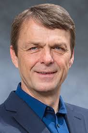 FCA chief Manley announces leadership shake-up