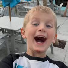 Just me, myself and my chicken nuggets 💯