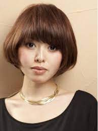 ショートボブ ミディアムボブ 大人の女性に似合うヘアスタイルまとめ キナリノ ショートボブ 髪型 ボブ ショートボブのヘアカット