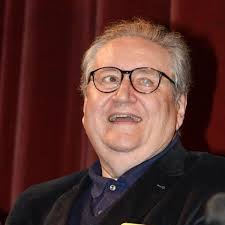 Su sanremo 70 ha le idee chiare: Vincenzo Mollica In Pensione Fiorello Protesta Sanremo 70 Non Puo Cominciare Senza Di Lui