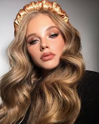 3 292 Likes 142 Comments Vizazhist Chelyabinsk Moskva Marikasikharuli On Instagram Fantastic Luxury Vy Tolko Hair Makeup Hair Inspiration Hair Beauty