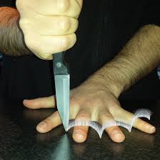 After the first finger on the app challenge gave one lucky fan the chance to win $25,000, popular youtuber mrbeast came back with another one. Knife Game Wikipedia