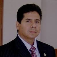 1800+ perfiles de «Vara»