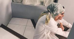 1.seksaan bagi kesalahan yang dilakukan dalam malaysia. Memikat Isteri Orang Merupakan Kesalahan Jenayah Yang Boleh Dihukum Penjara Atau Denda Pesona Pengantin