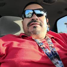 Urge vender minisplit 1900 le falta enfrión ay lo tengo jalando Puerta  trasera $550 Tarja de una tina $250 Plancha nueva $200