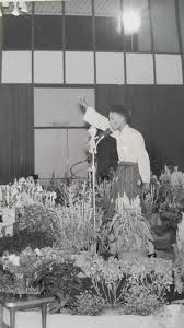 Haji abdul rahman limbong atau nama sebenarnya haji abdul rahman bin abdul hamid bin abdul kadir merupakan antara tokoh agama yang terkemuka di negeri terengganu darul iman. Biografi Lengkap Tun Abdul Hamid Mohamad