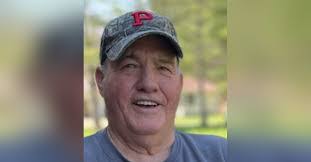 Robert Grim's Instagram, Twitter & Facebook