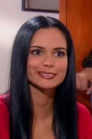 Madre de Nicolas en ecomoda, y de Oscar en vecinos. Hija de la Leyenda  Colombiana Teresa Gutierrez y hermana de Miguel Varoni el pedro el escamoso 