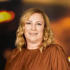 Tammy Cobb's Instagram, Twitter & Facebook