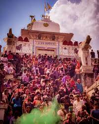 Jagdish Mandir Chowk Holi 🧡 @dipesh_athariya_sukhwal