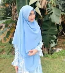 Foto cewek2 cantik lucu berhijab anak, foto cewek2 cantik lucu berhijab anak kecil, foto wanita cantik berhijab kartun, foto cewek2 cantik lucu foto profil biodata anna karina gilbert si cantik sumber : 700 Ide Cewek Berjilbab Cantik Banget Di 2021 Jilbab Cantik Kecantikan Wanita