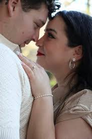 Alicia Quillen's Instagram, Twitter & Facebook