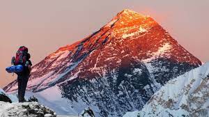 Nepal and china agree that mount everest is now 86 cm (33.9 inches) higher than had been previously officially calculated. Mount Everest Kritik Der Rekordsaison 2018 Reise Sz De