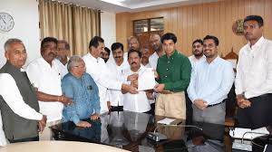 Congress delegation urges CM to allocate ₹1,000 crore for Greater Mysuru  City Corporation - The Hindu