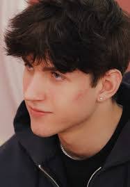 Brandon Houle's Instagram, Twitter & Facebook