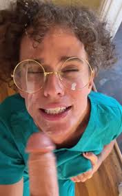 Azgın hemşire yüzüne büyük miktarda döl alıyor! ile VibeWithMommy,  VibeWithMommy