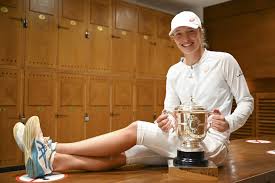 I started my journey in tennis with a tecnifibre racket and my first on court memory is associated to the. Iga Swiatek Bedzie Jedna Z Najlepiej Wynagradzanych Sportsmenek Swiata Tenis