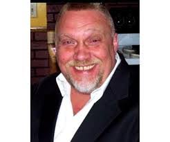 Eric Calvert's Instagram, Twitter & Facebook