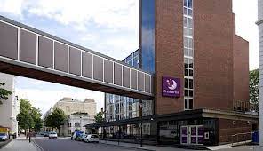 Hotelscombined compares all earls court hotel deals from the best accommodation sites at once. Hotels In Kensington Hotels Nahe Earls Court Buchen Premier Inn